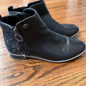 Juicy Couture Youth Girls Black  Ankle Boots Size 4